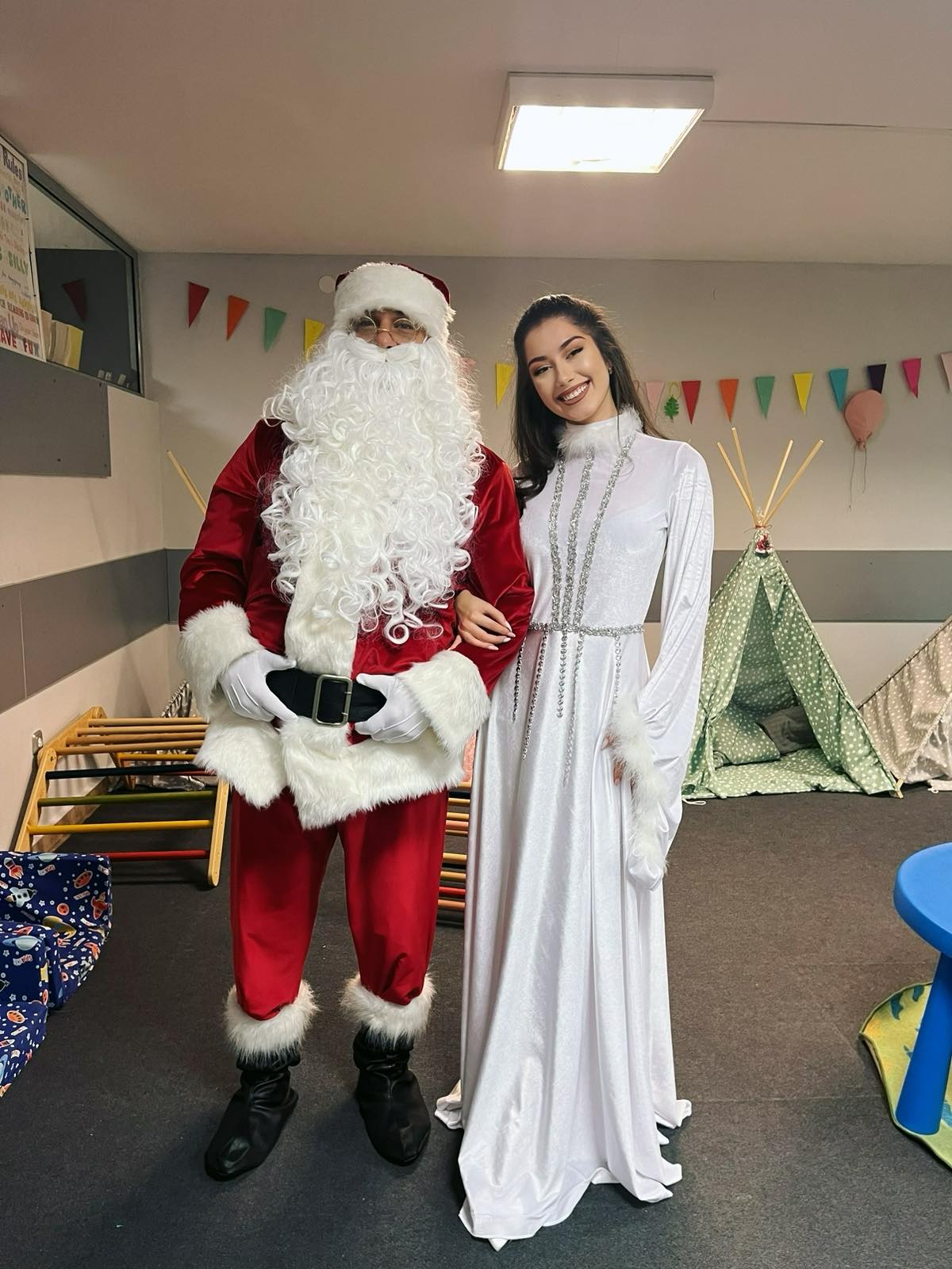 img a7ec07eb8130a017b2a37b43a1f74400 v